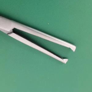 Pinza Hemostática Kocher de Acero Inoxidable, Curva y Recta, Instrumento Quirúrgico con Certificación CE - Product Image 2