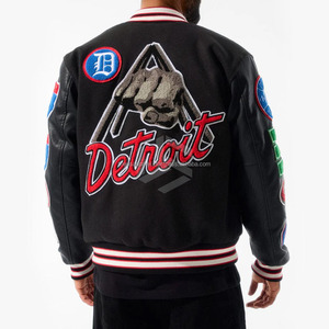 Wholesale Cartoon Badge Letter Embroidery Leather Sleeves Patchwork American Vintage <b>Varsity</b> <b>Jacket</b> <b>Men</b> - Product Image 3