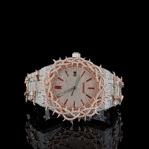 Reloj de Lujo para Hombre con Incrustaciones de Diamantes, Diseño Irregular de 42 mm, Cuarzo Analógico, Correa de Acero Inoxidable con Cierre Desplegable - Product Image 1
