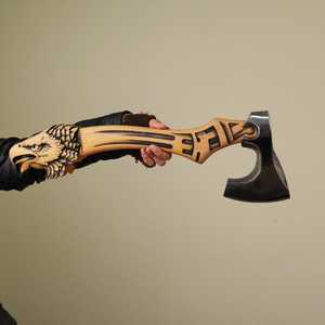 Hache à sculpter en acier forgée à la main, outil de sculpture sur bois avec manche en frêne - Product Image 1