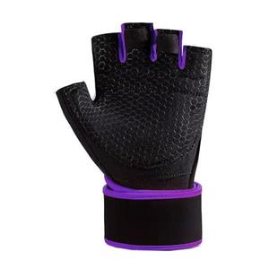 Gants de sport ergonomiques Qaswa avec sangle de poignet réglable, design léger à demi-doigts, gants de fitness de haute qualité - Product Image 3