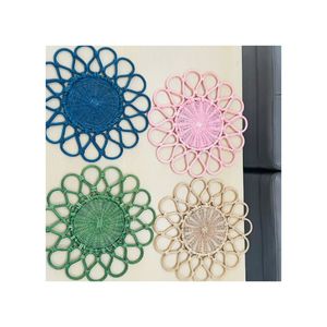 Lot de 4 sets de dessous-de-plat en rotin colorés, vente en gros par lot de 10, 15, 30, 35 cm, dessous-de-plat en rotin, vente chaude, décoration de table pour Noël et les fêtes - Product Image 1