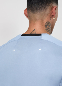 Camiseta deportiva de manga corta de secado rápido, corte regular, informal, de verano, para hombre, OEM, personalizada con logotipo. - Product Image 3