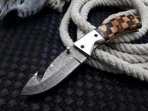 Premium Damascus Folding Gut Hook / hunting / skinning Knife Wholesale Supplier with Wooden Handle for USA and Europe Markets - Product Image 2