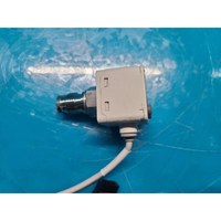 Pressostat numérique SMC ISE80-A2-V, utilisé comme pièce détachée pour équipement semi-conducteur d'époque