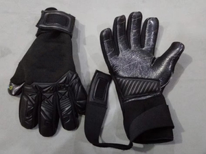 ถุงมือผู้รักษาประตูลดราคาพิเศษ คุณภาพระดับมืออาชีพ ป้องกันอย่างดี ผลิตจากยางลาเท็กซ์ สำหรับฟุตบอล ซอคเกอร์ ถุงมือกีฬาแบบกำหนดเองได้ ถุงมือผู้รักษาประตูลาเท็กซ์ - Product Image 6