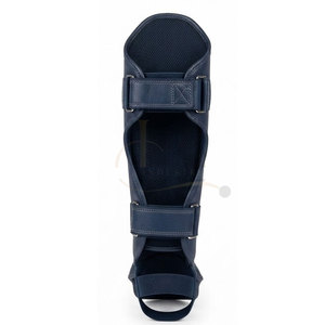 Protège-tibias en cuir de qualité supérieure pour les arts martiaux, le kickboxing, le Muay Thai, la pratique du MMA, construction légère et durable, confortable - Product Image 5
