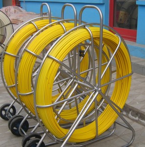 Fiberglass <b>Rod</b> Puller with Frame and Roller - Product Image 4