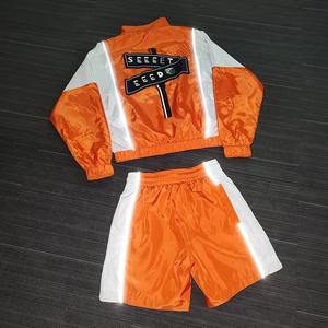 Conjunto de Chaqueta y Pantalones Cortos Cortavientos Estilo Urbano, Chaqueta con Cierre y Pantalones Cortos, Conjunto de Dos Piezas, Traje Deportivo Cortavientos de Nailon Reflectante - Product Image 2