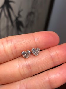 ต่างหูเพชรทรงหัวใจสำหรับคนรัก ดีไซน์ทันสมัย ทองคำ 14K น้ำหนัก 0.51 กะรัต เพชรเพาะเลี้ยงในห้องปฏิบัติการ เหมาะสำหรับเป็นของขวัญขอแต่งงานสำหรับคู่รัก - Product Image 1
