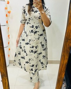 Women's Premium <b>Three</b> <b>Quarter</b> Discharge Printed Cotton Blend Kurta <b>Pant</b> Set | Fully Stitched Ready-to-Wear Indian Ethnic Wear - Product Image 3