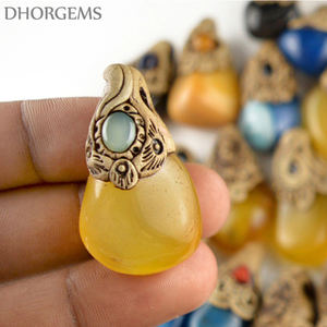 Pendentifs en pierres précieuses naturelles, bijoux en argile polymère, breloques et pendentifs personnalisés en pierres de guérison pour la vente en gros et les cadeaux - Product Image 3