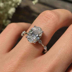 Anillo Vintage de Diamante con Corte Ovalado, Anillo de Compromiso de Oro Blanco con Engaste de Garras, Joyería Fina Clásica para Mujer - Product Image 3