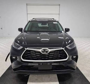 ENVÍO INMEDIATO: Toyota Highlander XLE 2023 Usado - Product Image 1