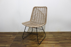 Chaise de salle à manger moderne en rotin tressé avec base en aluminium robuste, mobilier d'extérieur imperméable pour villa et parc - Product Image 5