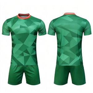 Maillot de football respirant imprimé à manches courtes col en V avec bretelles réglables pour homme – Tenue de sport pour équipes nationales et clubs - Product Image 2