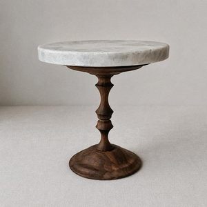 Plateau de service en marbre de qualité supérieure avec élégantes poignées en laiton pour hôtels de luxe, restaurants et traiteurs haut de gamme - Product Image 1