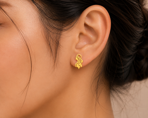Pendientes de Plata de Ley 925 con Baño de Oro para Mujer, Diseño Minimalista y Delicado, con Motivo de Corona, Joyería para Mujer, Regalo para Fiesta - Product Image 5