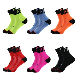 Calcetines Deportivos Negros Sólidos de Verano, Transpirables y Absorbentes de Sudor para Correr, Ciclismo, Baloncesto, Fútbol - Product Image 6