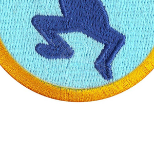 Écusson brodé personnalisé en usine, thermocollant, coutures robustes, détails riches, idéal pour les vêtements de sport, les jeans et les casquettes - Product Image 4