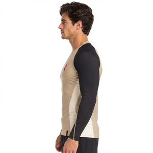 Maillot de compression à séchage rapide pour homme, idéal pour la natation, la gym, l'entraînement, les activités de plein air et le surf – Vêtement de sport moderne - Product Image 3