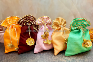 Bolsas de Organza Gota Patti Potli, Bolsas de Regalo para Bodas Indias, Bolsitas con Cordón para Frutos Secos y Dulces, Navidad, Año Nuevo Chino - Product Image 4