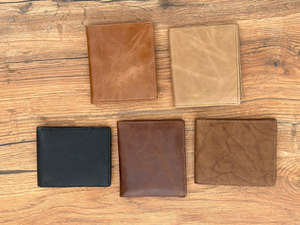 Portefeuille en cuir de vache véritable de créateur personnalisé le plus vendu de haute qualité pour hommes au meilleur prix de gros - Product Image 5