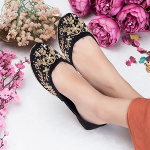 Premium Women Khussa Pumps Handmade Ethnic Pakistani Flats Comfortable Slip On Shoes Factory Wholesale Available <b>For</b> <b>Sale</b> - Product Image 2