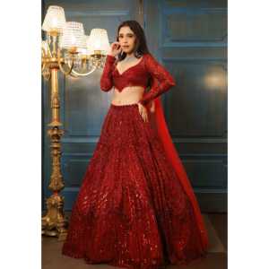 Robes de mariée de créateur Lehenga Choli avec de magnifiques broderies au fil et travail de Dori - Product Image 5