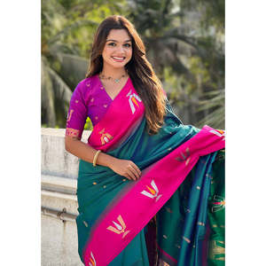 Sari en soie Zari tissée douce et traditionnelle Elite Weaves Green South avec foulards et châles contrastants Tilak - Product Image 2