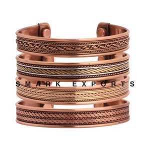 Pulsera de terapia magnética de cobre puro para hombres y mujeres, para aliviar el dolor de artritis Ideal, diseño de brazalete hecho a mano con estilo - Product Image 1