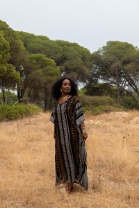 เดรสยาวทรงคาฟตันผ้าเรยอนพิมพ์ลายชนเผ่า ไซส์ฟรี สวมใส่สบาย ทรงหลวมสไตล์โบฮีเมียน เหมาะสำหรับวันพักผ่อนสำหรับผู้หญิง - Product Image 4