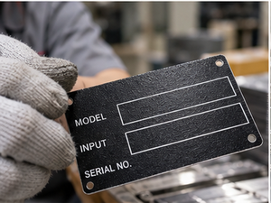Placa de Identificación de Acero Inoxidable Grabada, Placa de Datos de Identificación de Equipos Personalizada, Fabricante OEM - Product Image 4