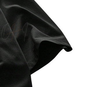 T-shirt noir surdimensionné de qualité supérieure avec logo minimaliste sur le devant, 100% coton, respirant et écologique, vêtement décontracté - Product Image 5