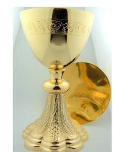 Cáliz de Latón Chapado en Oro de Diseño Moderno Premium para Ceremonias de Comunión, Vajilla Religiosa - Product Image 4