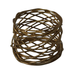 Anneau de serviette en métal tressé moderne, finition or antique, support décoratif pour serviettes de table pour mariage, hôtel, salle à manger, décoration intérieure - Product Image 1
