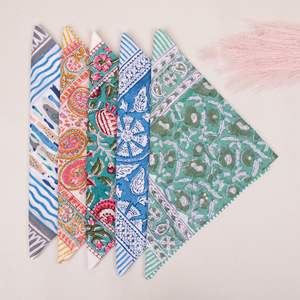 Pañuelo Cuadrado de Verano con Estampado Artesanal en Tono Tierra, Bandana Colorida de Algodón, Versátil para la Cabeza, Muñeca y como Accesorio para Bolsos - Product Image 6