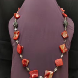 Fancy Western Style <b>Beaded</b> Chian Mala Necklace with Irregular Pearls & Color Pop Stones for Party & Casual Wear Engagement Wear - Product Image 2