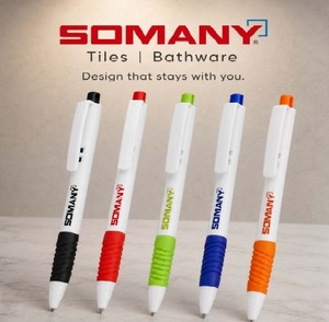 ปากกาลูกลื่นโปรโมชั่น SOMANY ปากกาพลาสติกสำหรับโปรโมชั่นพร้อมโลโก้ – ปากกาลูกลื่นสีขาว ปากกาดีไซน์สีขาว - Product Image 1
