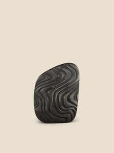 Jarrón de Aluminio Moderno y Elegante con Acabado Níquel Antiguo, Hecho a Mano, Decoración de Mesa, 30.5 cm de Altura, para Arreglos Secos - Product Image 1
