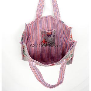 Sac fourre-tout matelassé en velours bohème, fait main, rayé, pour le shopping, en provenance du Rajasthan, pour exposition, vente en gros - Product Image 3