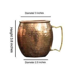 Mug en cuivre moderne avec poignée, design martelé écologique pour accessoires de bar et vaisselle - Product Image 3