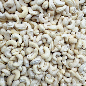 Hot Sale Cheap Rate Cashew <b>Nuts</b> Kaju Raw Cashew <b>Nuts</b> Cashew <b>Nuts</b> WW180, WW240, WW320, LP, WS Customized Cutting Size - Product Image 1