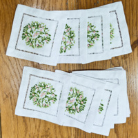 Serviettes de cocktail carrées 15x15cm personnalisées, brodées à la machine, en lin écologique, durables et réutilisables pour le B2B et l'hôtellerie