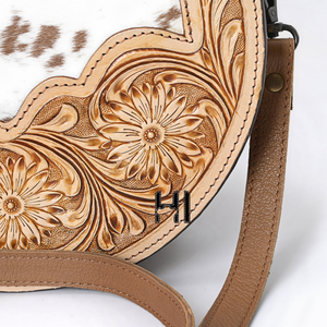 Bolso de Cuero Estilo Bohemio de la Mejor Calidad, con Correas de Cuero – Elegante Bolso Estilo Western - Product Image 6