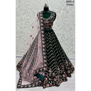 Collections de velours de vêtements de mariée indiens pour la mariée avec le travail de Zarkhan par Fabzone - Product Image 5