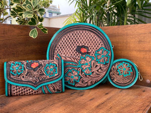 Portefeuille en cuir véritable Western Turquoise Canteen Crossbody Purse Hand Tooled Wallet & Hand Tooled Coin Case With Keyring Sets for Women - Product Image 2