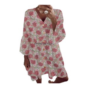 เสื้อผ้าสตรีแขนกระดิ่งสำหรับฤดูใบไม้ผลิและฤดูร้อน มีไซส์พลัสไซส์ให้เลือก เสื้อผ้าออร์แกนิก ดีไซน์มินิมอล แฟชั่นเสื้อพิมพ์ลายบล็อก - Product Image 1