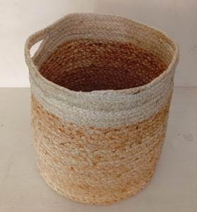 Panier de rangement pour jouets en jute fait main au design unique et panier organisateur de linge sale en tissu naturel tissé pour la maison et l'hôtel - Product Image 5