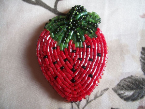 Broche Bordado de Moda Premium, Pin de Cristal Hecho a Mano para un Atuendo Elegante y Decoración de Vestidos de Novia - Product Image 5